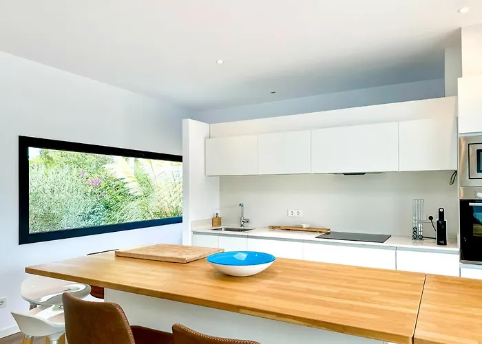 Conill - Espectacular Moderno Con Piscina *
