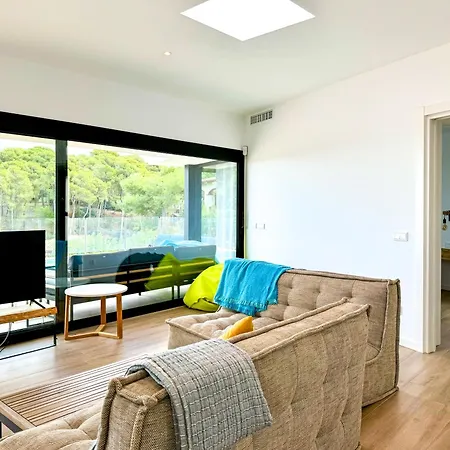 Conill - Espectacular Moderno Con Piscina