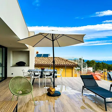 Conill - Espectacular Moderno Con Piscina * Pals