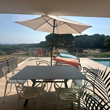 Conill - Espectacular Moderno Con Piscina * Pals